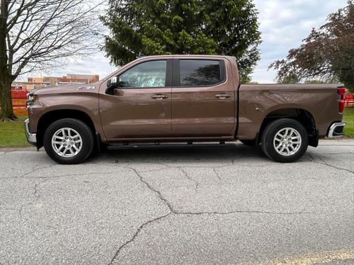 Havana Brown Metallic 2019 Chevrolet Silverado 1500 LT