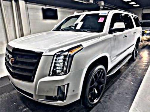 2017 Cadillac Escalade ESV Luxury