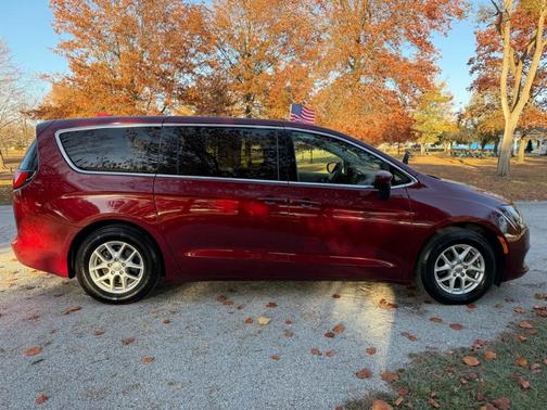 2017 Chrysler Pacifica LX
