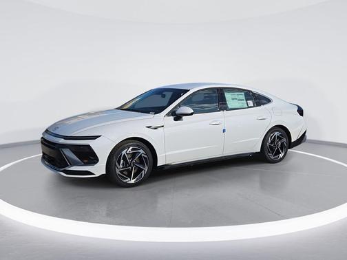 2026 Hyundai SONATA SEL