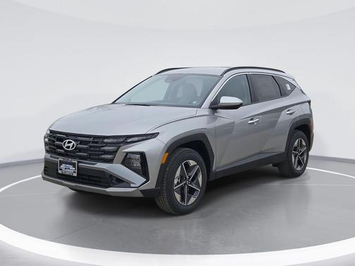 Shimmering Silver 2026 Hyundai TUCSON SEL