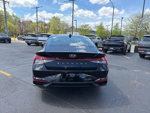 Onyx Black 2023 Hyundai ELANTRA SEL