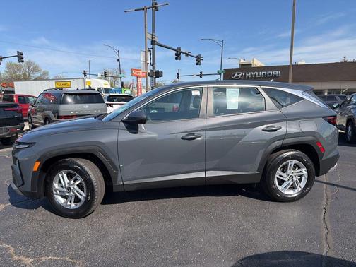 Ecotronic Gray 2025 Hyundai TUCSON SE