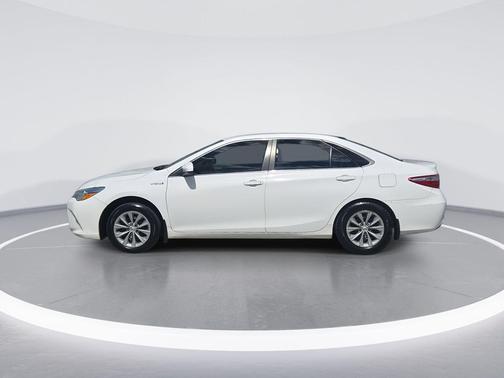 2016 Toyota Camry Hybrid LE