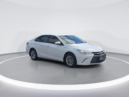 2016 Toyota Camry Hybrid LE