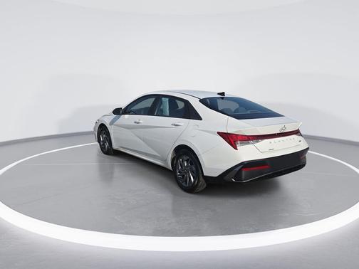 2024 Hyundai ELANTRA HEV Blue
