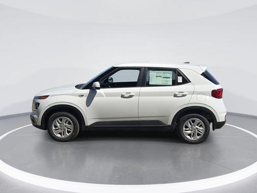 2025 Hyundai VENUE SE