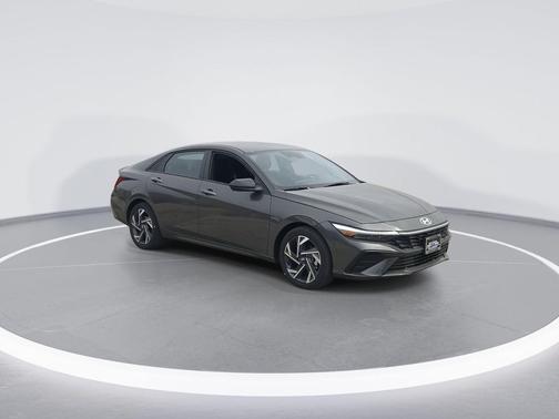 2026 Hyundai ELANTRA Sport