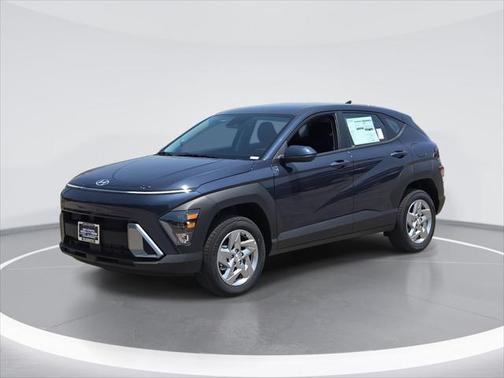 2025 Hyundai KONA SE