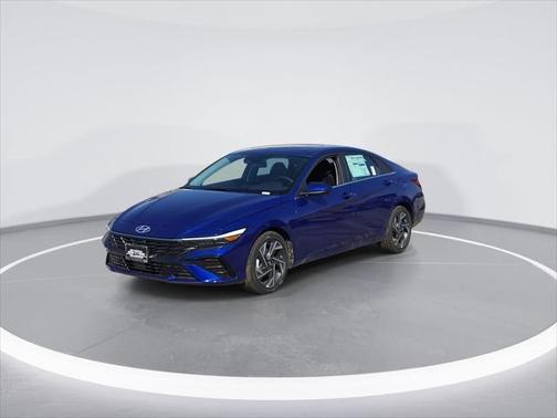 2025 Hyundai ELANTRA SEL