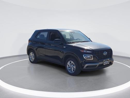 2025 Hyundai VENUE SE