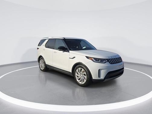 2024 Land Rover Discovery P300 S