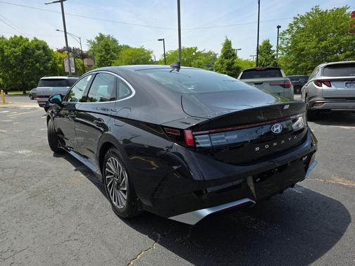 Carbon Blue 2025 Hyundai SONATA Hybrid SE