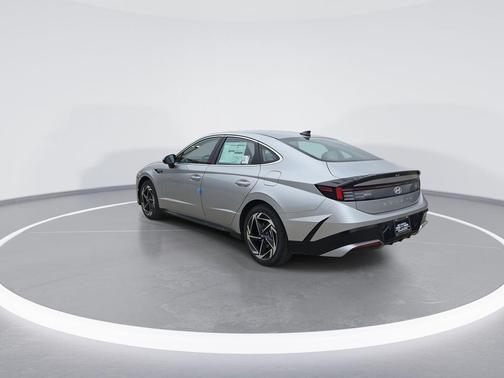 2026 Hyundai SONATA SEL