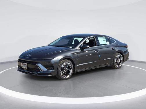 2026 Hyundai SONATA SEL