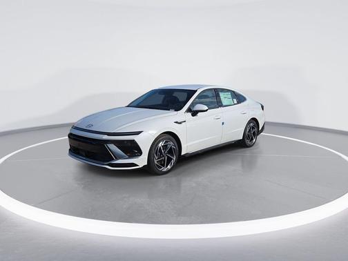 2026 Hyundai SONATA SEL