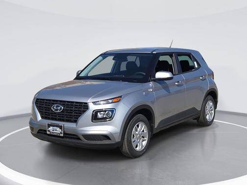 2025 Hyundai VENUE SE