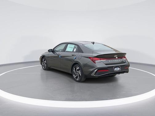 2026 Hyundai ELANTRA Sport