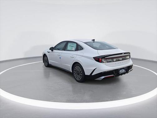 2025 Hyundai SONATA Hybrid SE
