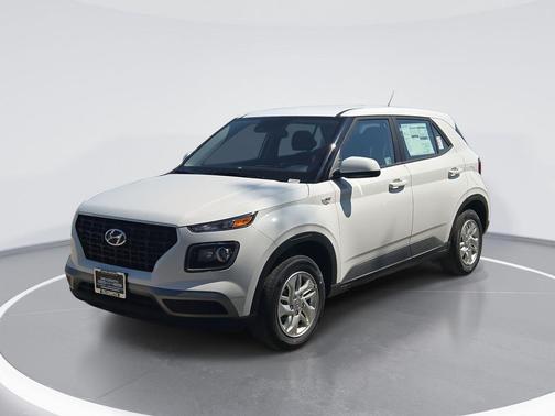 2025 Hyundai VENUE SE