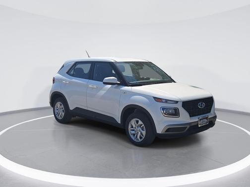 2025 Hyundai VENUE SE