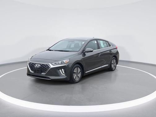 2022 Hyundai IONIQ Hybrid SE