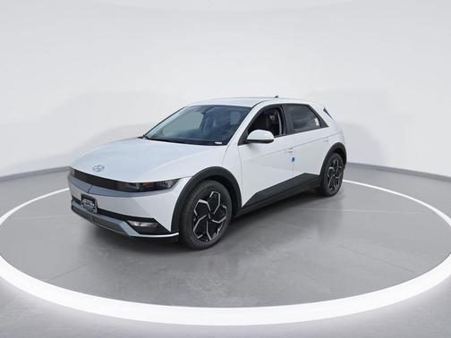 2024 Hyundai IONIQ 5 SE