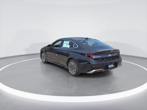 2025 Hyundai SONATA Hybrid SE