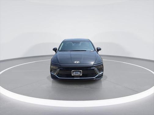 2025 Hyundai SONATA Hybrid SE