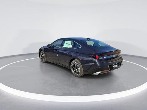 2026 Hyundai SONATA SEL