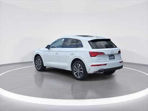 2023 Audi Q5 45 S line Premium Plus