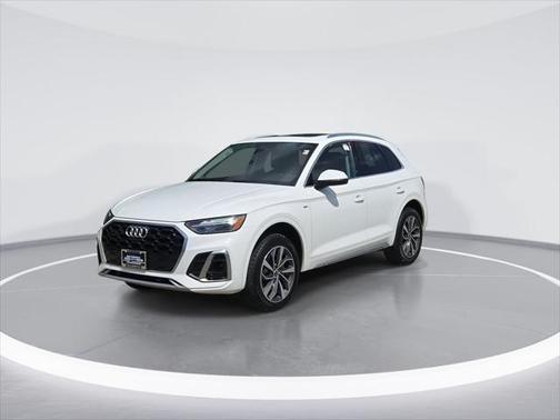 2023 Audi Q5 45 S line Premium Plus