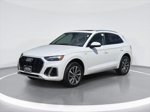 2023 Audi Q5 45 S line Premium Plus