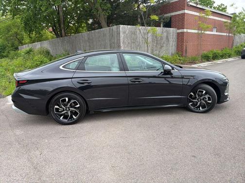 Carbon Blue 2025 Hyundai SONATA SEL