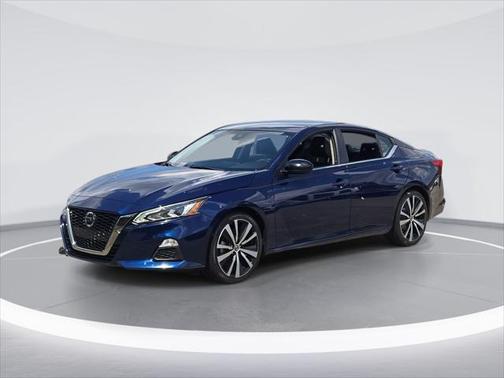 2022 Nissan Altima SR FWD