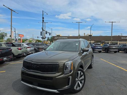 Dark Moss 2022 Kia Telluride S