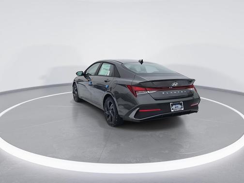 2026 Hyundai ELANTRA Sport