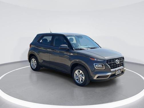 2025 Hyundai VENUE SE