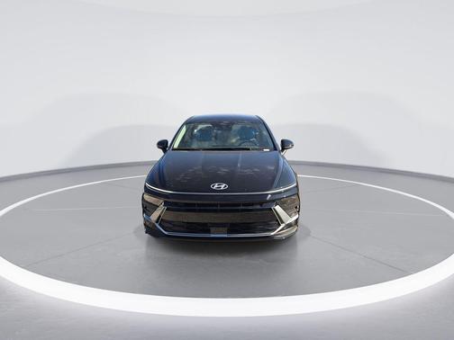 2026 Hyundai SONATA Hybrid Base