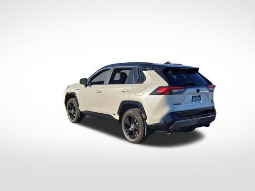 2021 Toyota RAV4 Hybrid SE