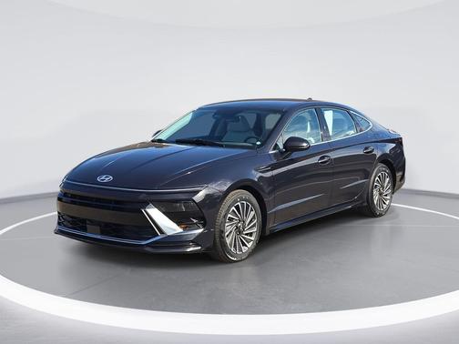 2025 Hyundai SONATA Hybrid SE
