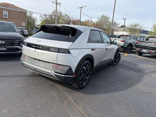 Gravity Gold (Matte Gold) 2024 Hyundai IONIQ 5 SEL