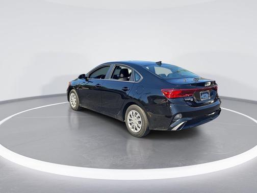 2023 Kia Forte LX