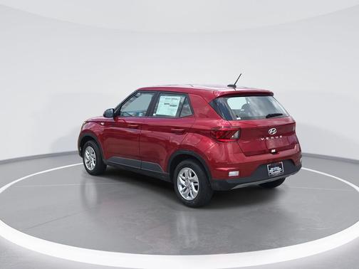 2025 Hyundai VENUE SE