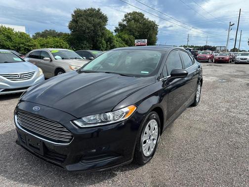 2014 Ford Fusion S