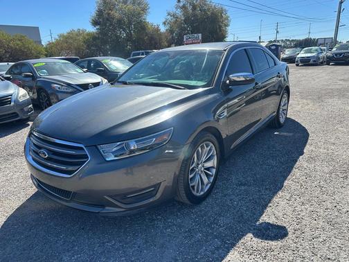 2015 Ford Taurus Limited