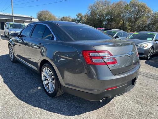 2015 Ford Taurus Limited