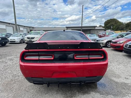 2015 Dodge Challenger SXT Plus