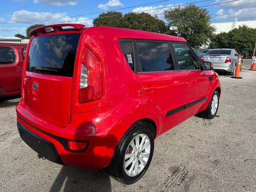 2012 Kia Soul +