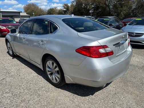 2011 INFINITI M37 Base